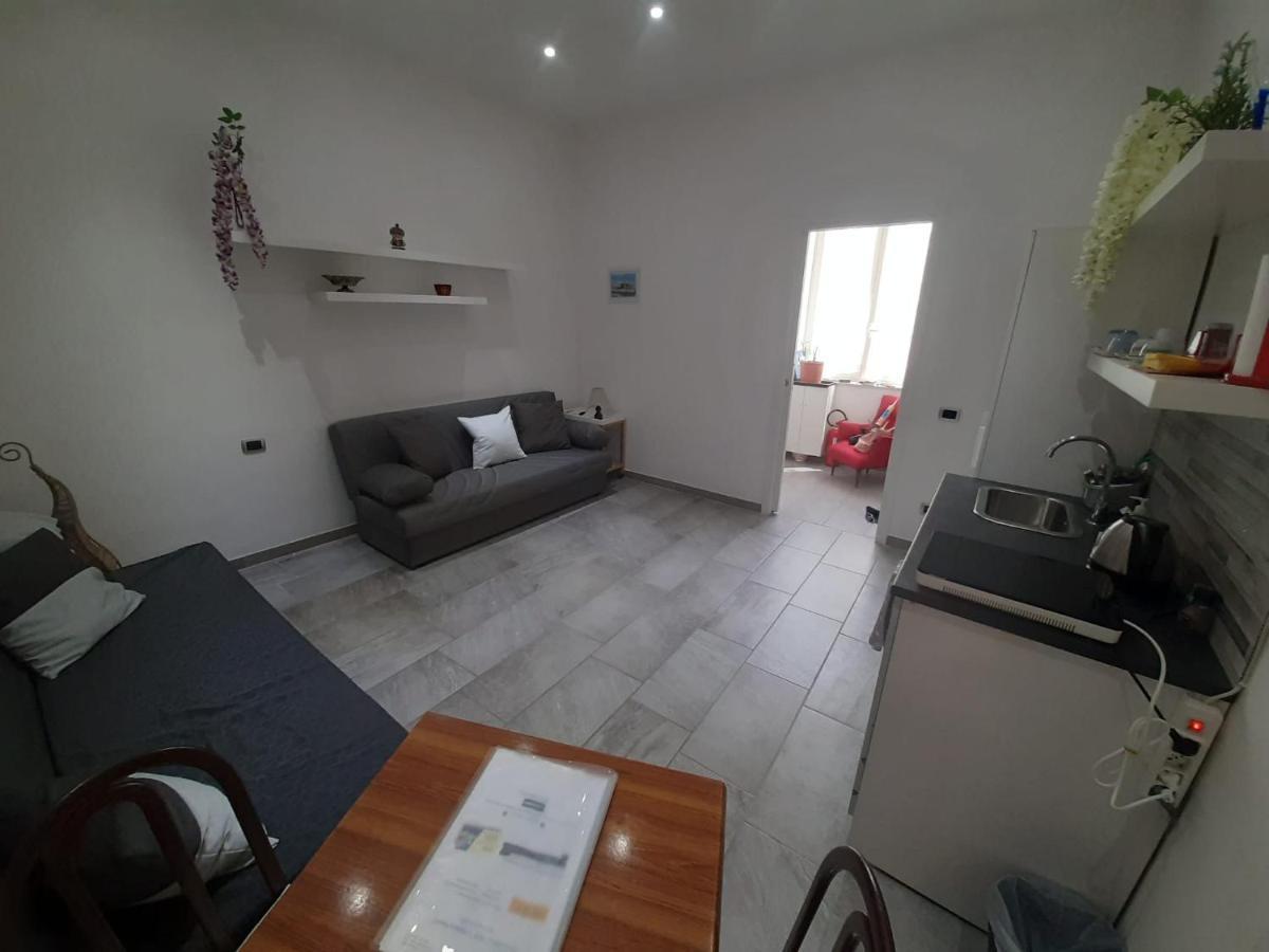 2 Passi A Napoli Bed & Breakfast Eksteriør bilde