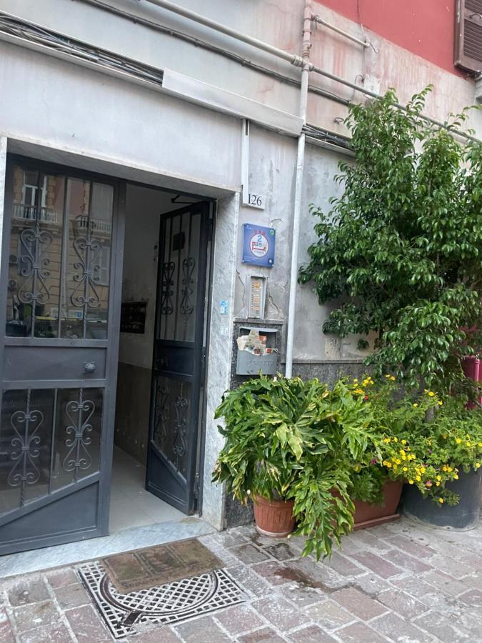 2 Passi A Napoli Bed & Breakfast Eksteriør bilde